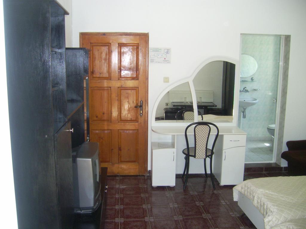Family Hotel George Svilengrad Habitación foto